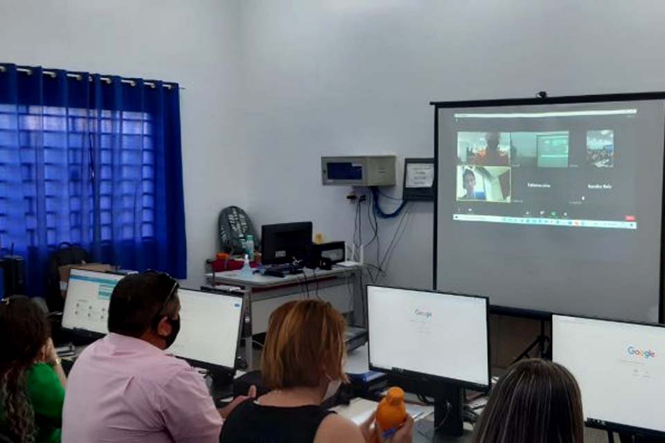 Município recebe secretários e servidores do Cone Sul para treinamento com técnico do Ministério da Saúde