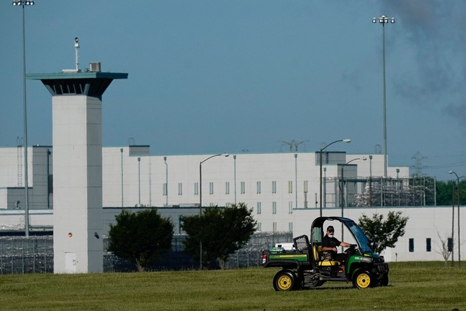Juíza adia primeira execução federal nos Estados Unidos em 17 anos