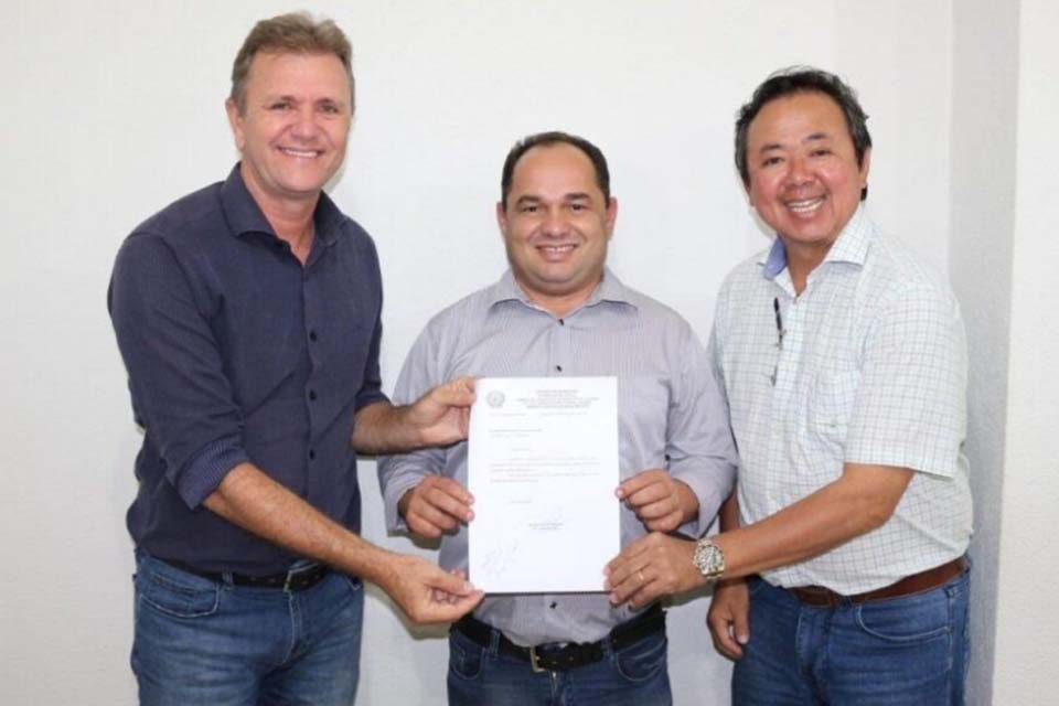 Em Vilhena, avenida Paraná ganhará iluminação de LED com emenda do deputado Luizinho Goebel