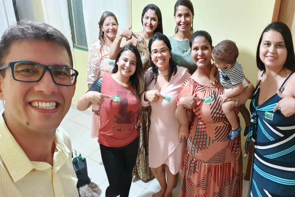 Candidato a vereador Pedro Geovar visita famílias na busca de apoio  