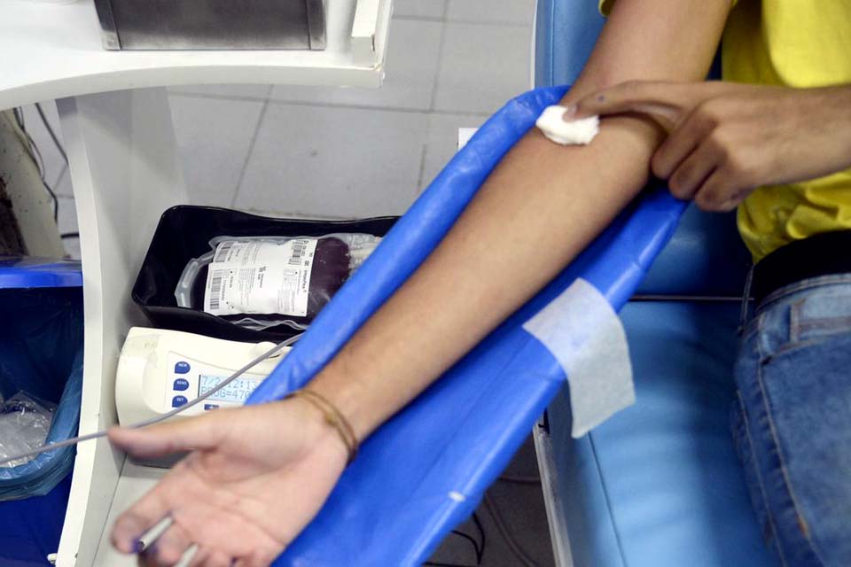 Campanha de incentivo à doação de sangue marca Dia Mundial do Doador