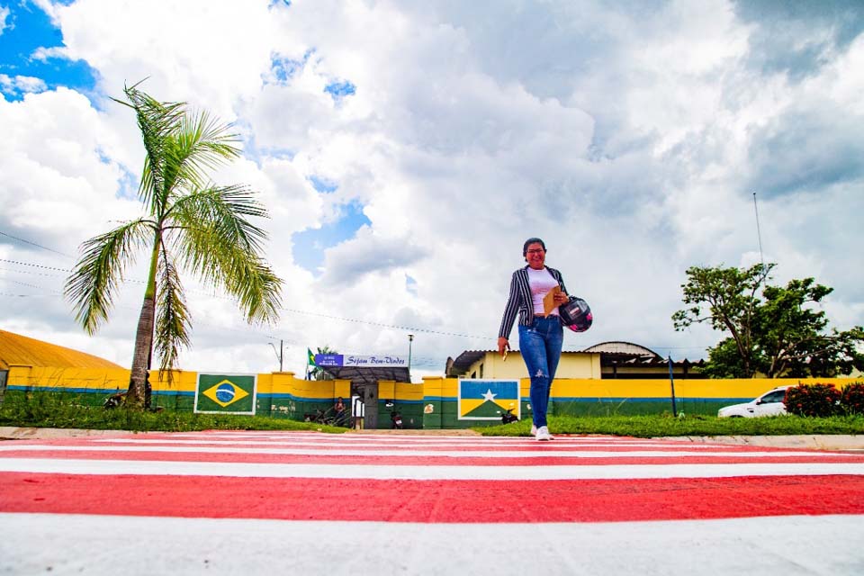 Autarquia Municipal de Trânsito e Transportes inicia sinalização em faixas de pedestres elevadas