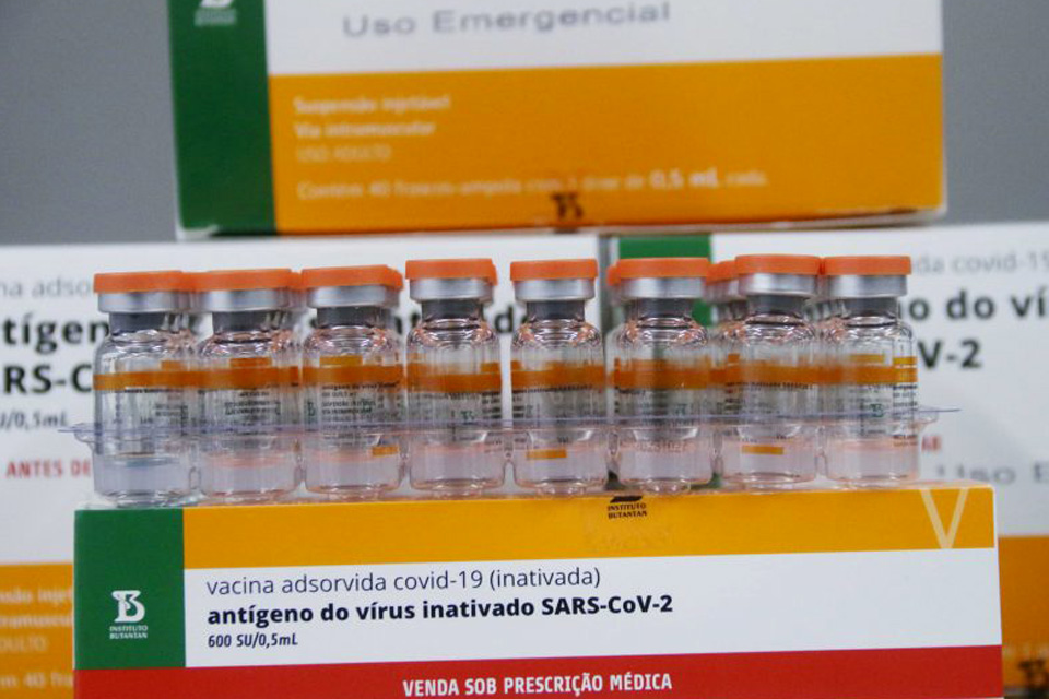 Ouro Preto do Oeste e Jaru finalizam aplicação de primeira dose da vacina contra Covid-19