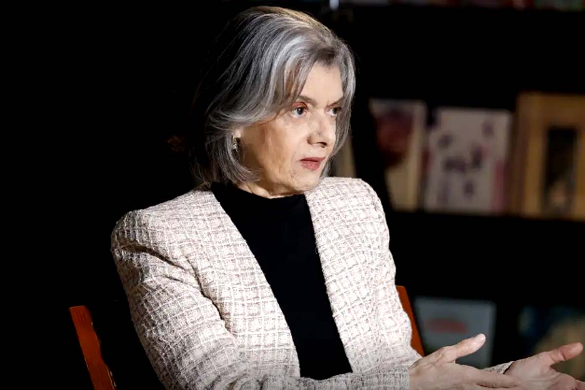 Cármen Lúcia diz que é aconselhada a deixar STF por ataques machistas