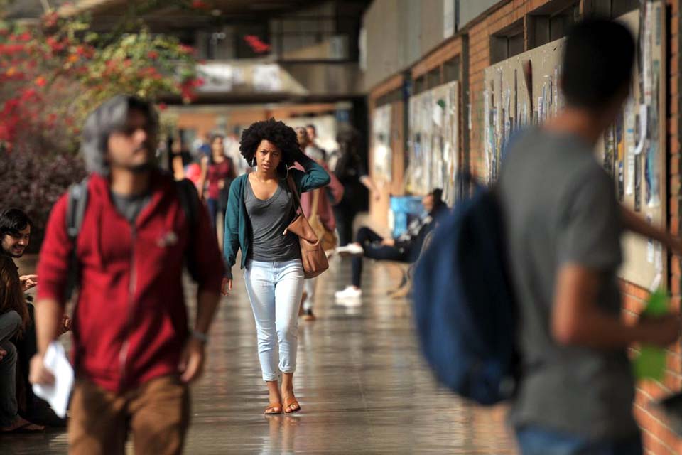 Matrículas de aprovados na primeira chamada do Sisu começam hoje