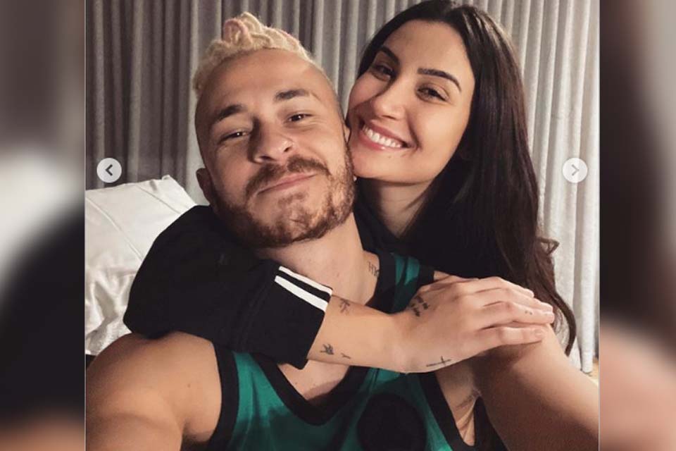 Boca Rosa deixa escapar que pediu Fred em casamento