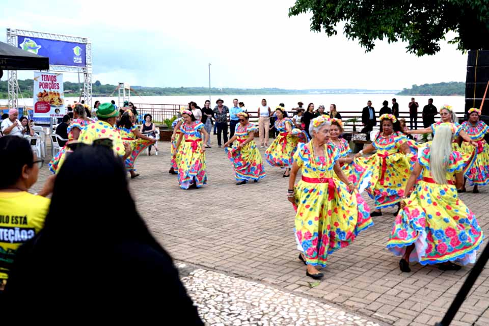 Agrotec 2025 movimenta visitantes e artistas da cidade
