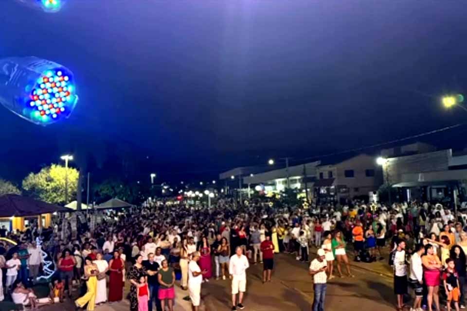 Réveillon em Rolim de Moura reúne grande público e valoriza atrações locais