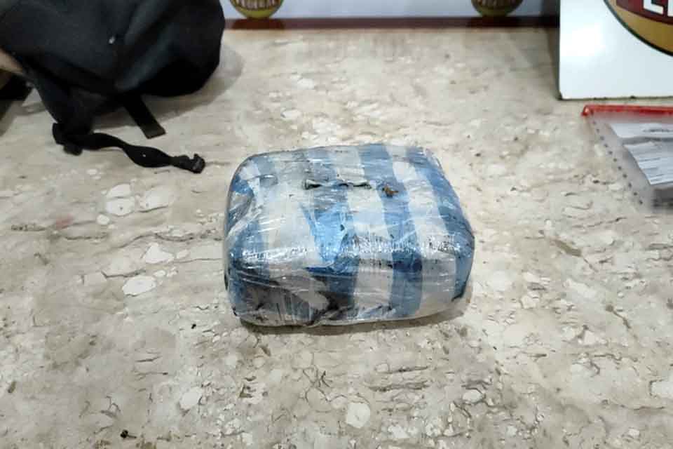 Casal é preso com 1kg de maconha durante operação em Guajará-Mirim