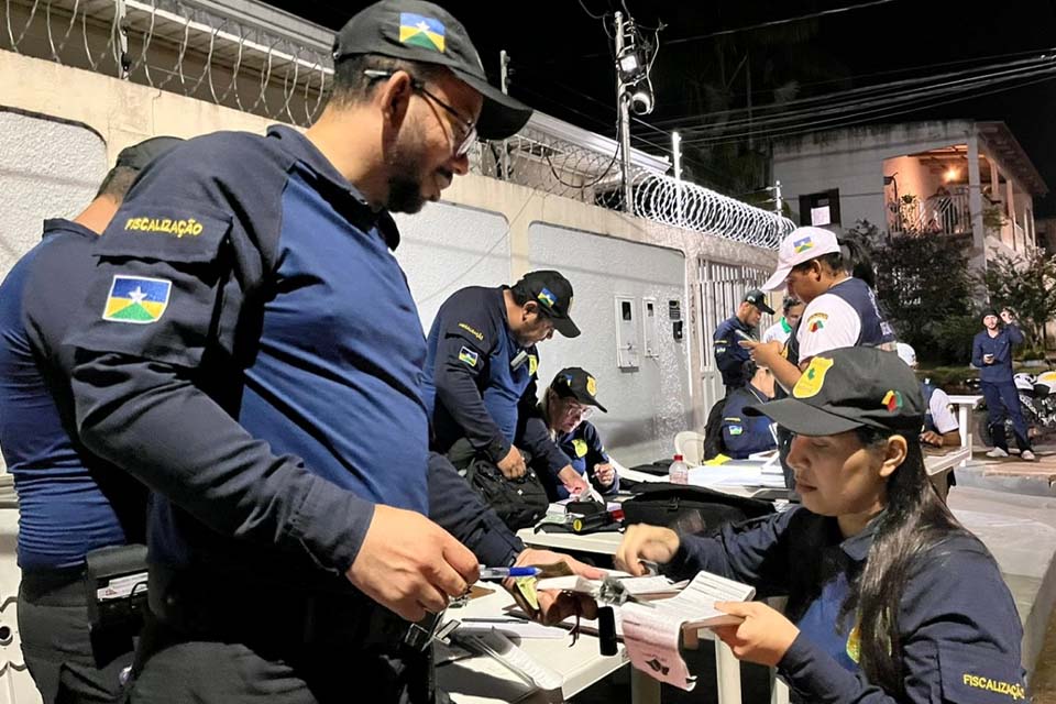 Lei seca prende 67 pessoas por embriaguez e 142 pessoas são multadas por infração de embriaguez na direção