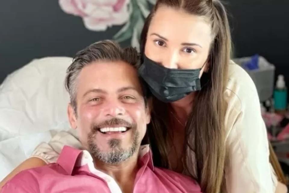 Luigi Baricelli faz tratamento para rejuvenescer nos EUA: 