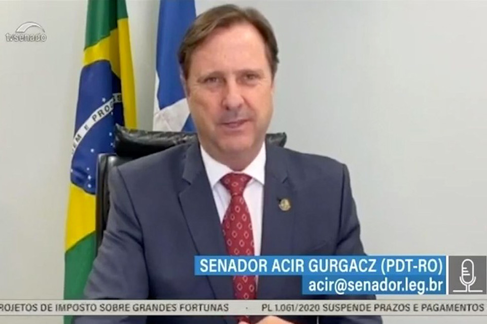  Senador Acir Gurgacz diz que governo deveria destinar 10% do PIB para combater crise