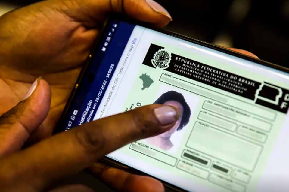 Lei que cria CNH gratuita para população de baixa renda é sancionada