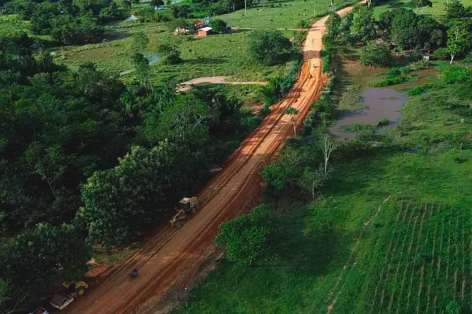 Manutenção de revestimento primário é realizada pelo governo de RO nas RO-470 e RO-010