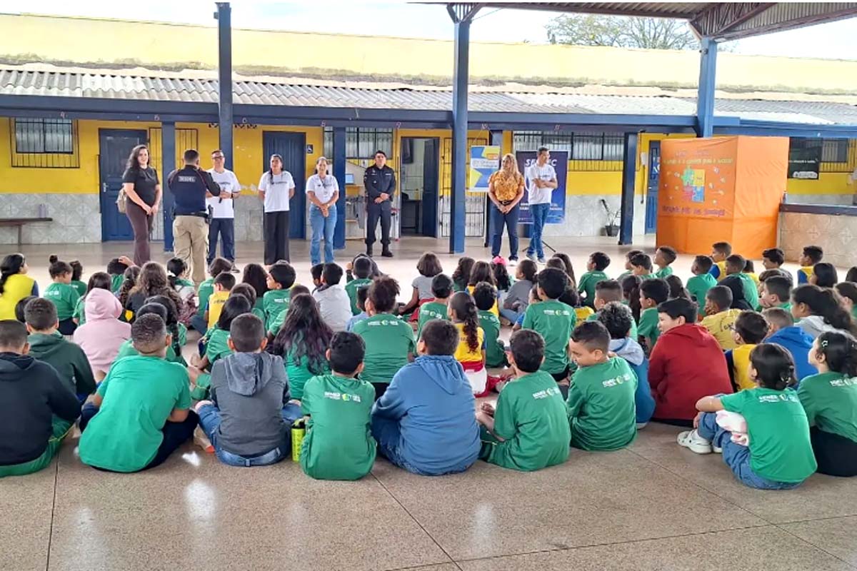 Palestras educativas reforçam prevenção ao uso de drogas entre estudantes em Porto Velho