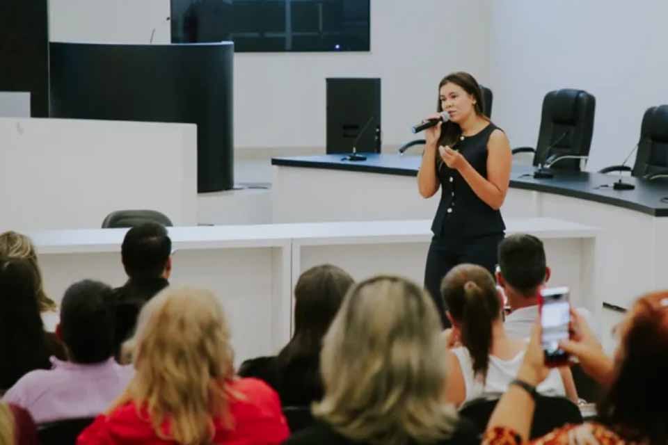 Cerest promove seminário sobre saúde mental do trabalhador