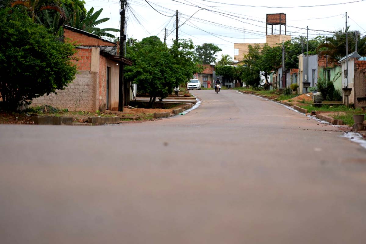 Sonho antigo vira realidade com chegada do asfalto