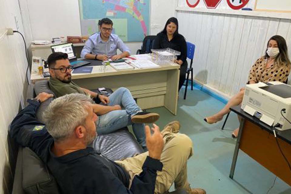 Semtran busca parceria com a Justiça Federal para aplicar recursos em projetos de trânsito