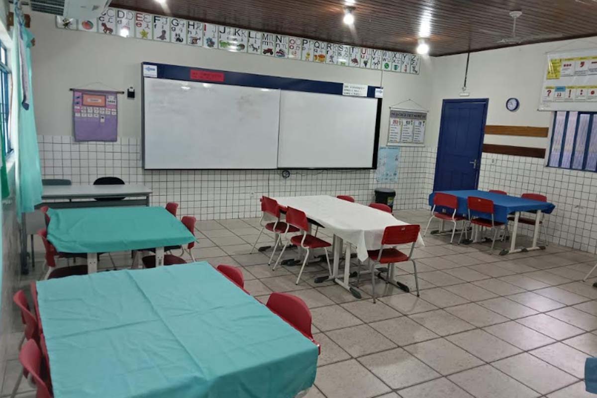 Semed orienta pais e responsável a manter frequência nas escolas