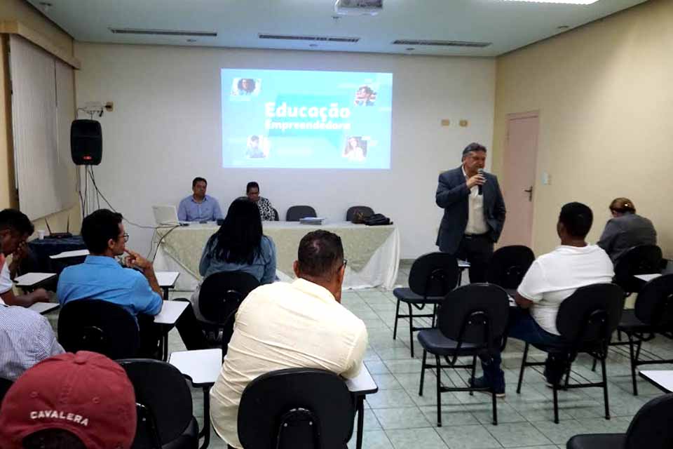 Sebrae e Abracam apresentam Educação Empreendedora a Vereadores de Rondônia