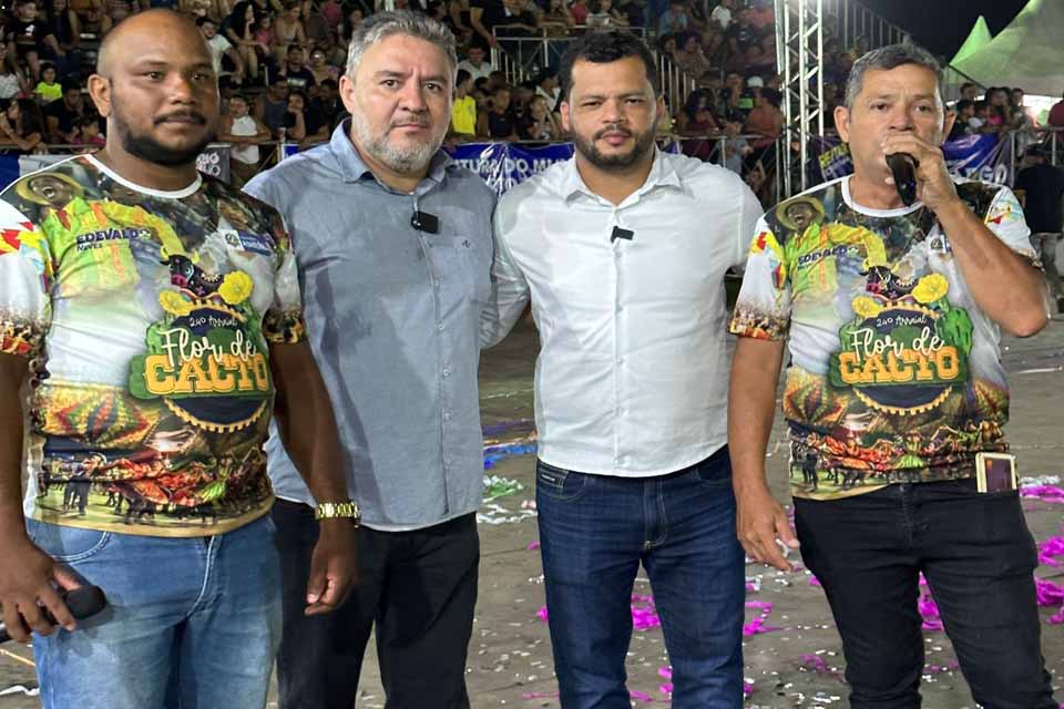Vereador Fogaça prestigia Arraial Flor do Cacto e destaca identidade cultural do evento com a Zona Sul
