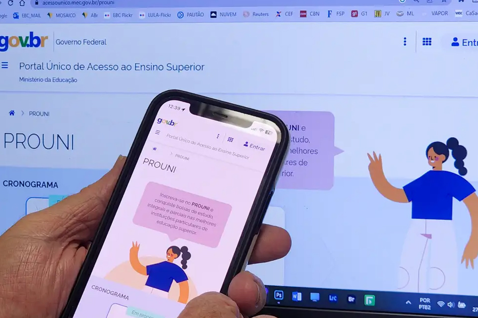 Prouni 2025/2: prazo para comprovar informações termina na sexta-feira