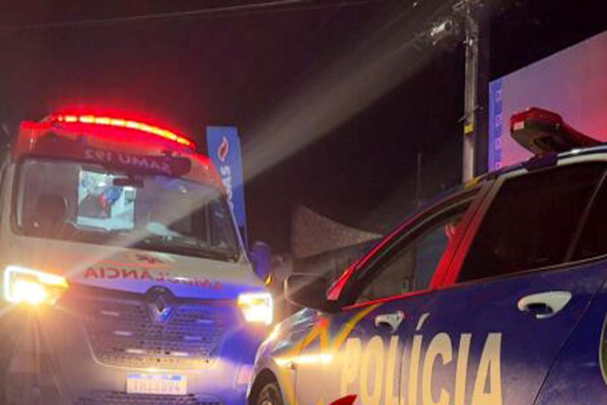 Mulher é encontrada morta dentro de casa na zona Leste