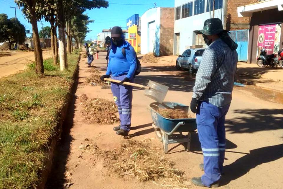 Mesmo em meio a pandemia do novo coronavírus, equipes da Semusb continuam em ação
