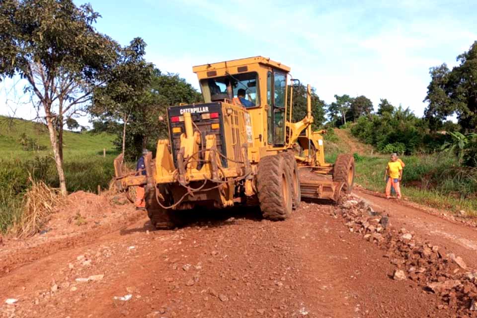 Governo avança com patrolamento em rodovias da Zona da Mata