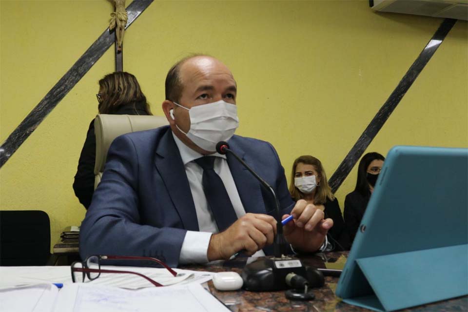 A pedido do vereador Edwilson Negreiros, Prefeitura de Porto Velho executa ainda mais serviços no Bairro Porto Cristo