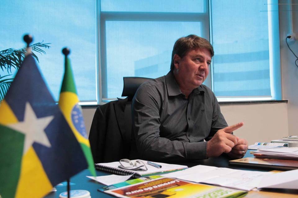 A crise do leite em Rondônia e os protestos do setor; Padovani pede calma; mais 40 mil doses de vacina; e novo decreto da COVID-19