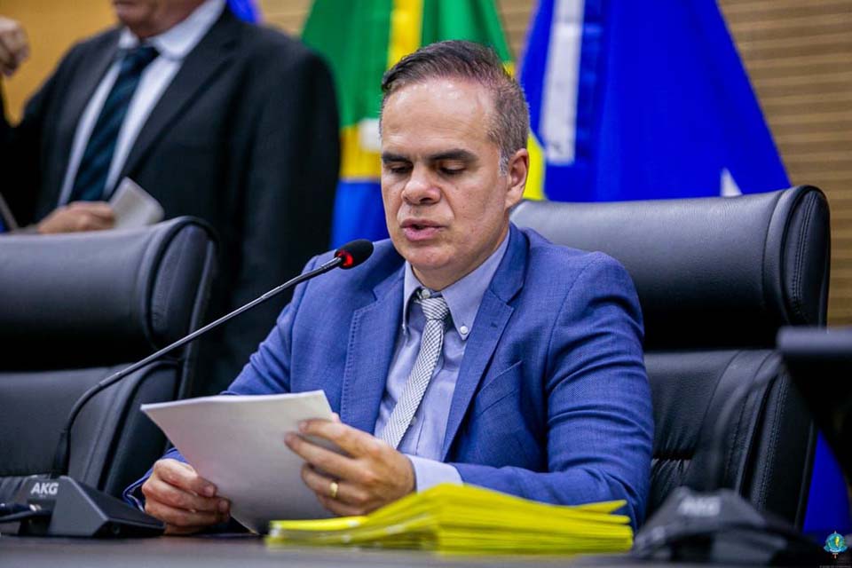 Após solicitação de Alan Queiroz, governo aprova parcelamento de dívidas de ICMS com descontos de até 95%