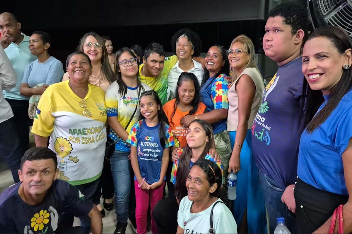 Pré-candidata Sílvia Cristina reforça que aprendeu a exercer um mandato olhando no olho da população