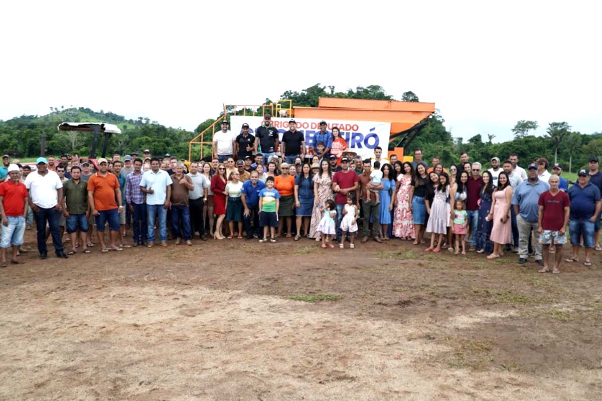 Andreazza: Associação recebe recolhedora de café com apoio do deputado Cirone Deiró