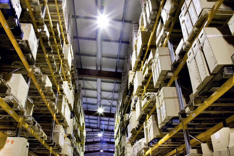 Como escolher um galpão logístico para sua empresa