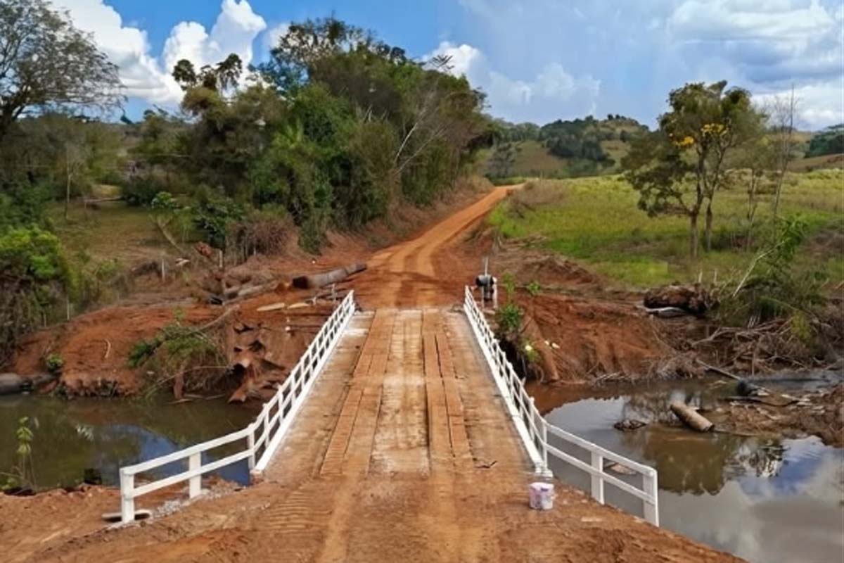 Prefeitura de ESpigão do Oeste concluiu a construção de mais uma ponte na Linha Kapa 80