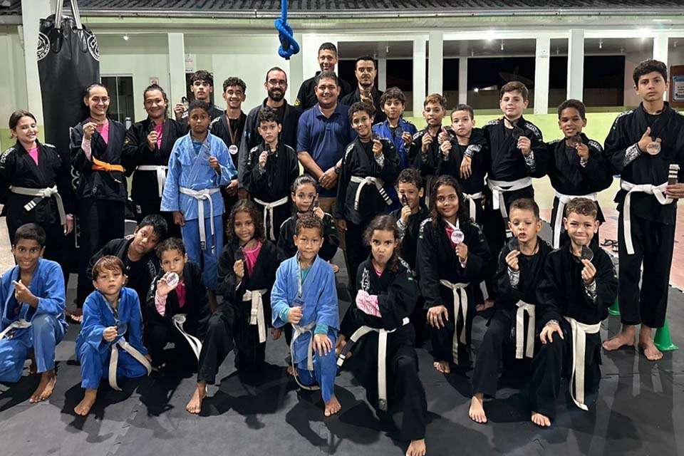 Dezenas de atletas marcaram presença na 1ª Copa Kids de Jiu-Jitsu do Pacarana