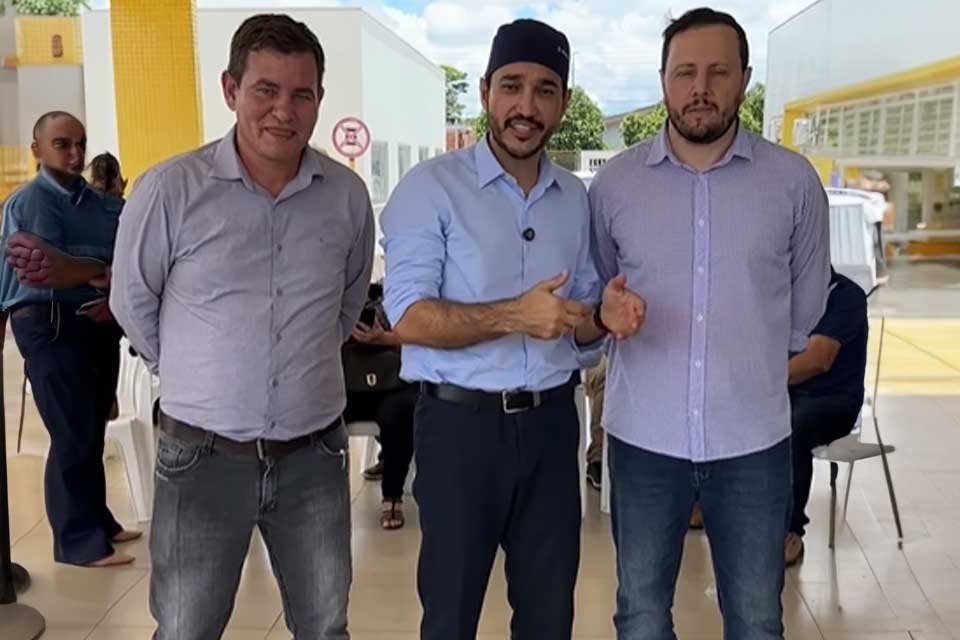 Deputado Fernando Máximo destaca investimentos e avanços na saúde de Vilhena