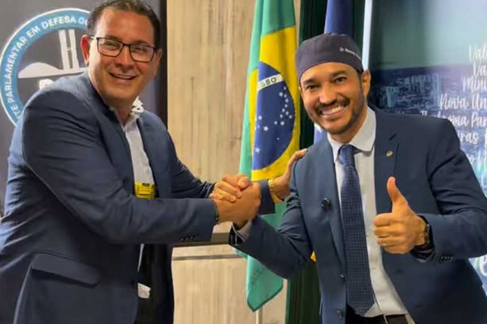 Deputado Fernando Máximo destaca envio de recursos e parceria com Rolim de Moura