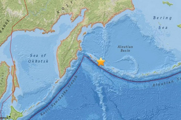 Terremoto de 8,2 graus no Alasca gera alerta de tsunami no Pacífico