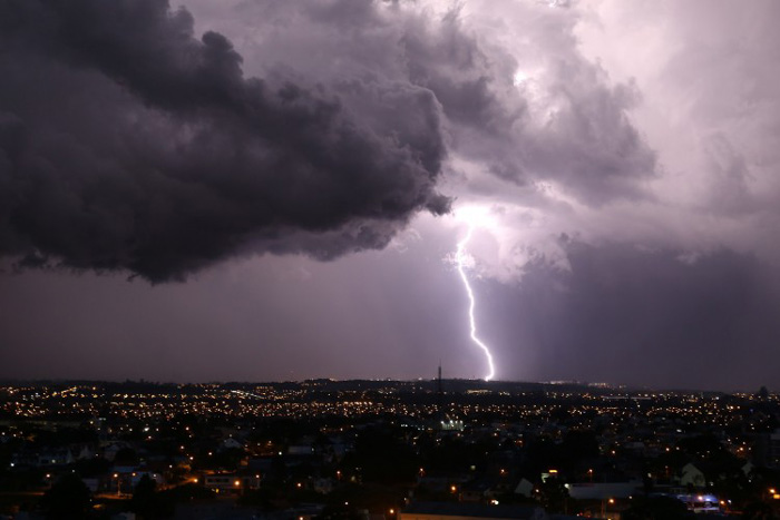 PREVISÃO DO TEMPO: domingo (14) Pancadas de chuva acompanhadas por trovoadas são esperadas em todo o Pará, Amapá e Rondônia