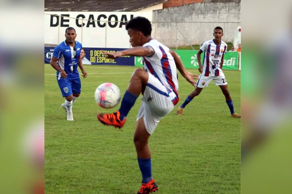 Barcelona vence União Cacoalense no Aglair Tonelli e leva vantagem para jogo decisivo em casa