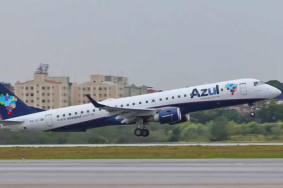 Presidente da OAB de Rondônia move ação contra a Azul Linhas aéreas e ganha quase R$ 42 mil da empresa; cabe recurso