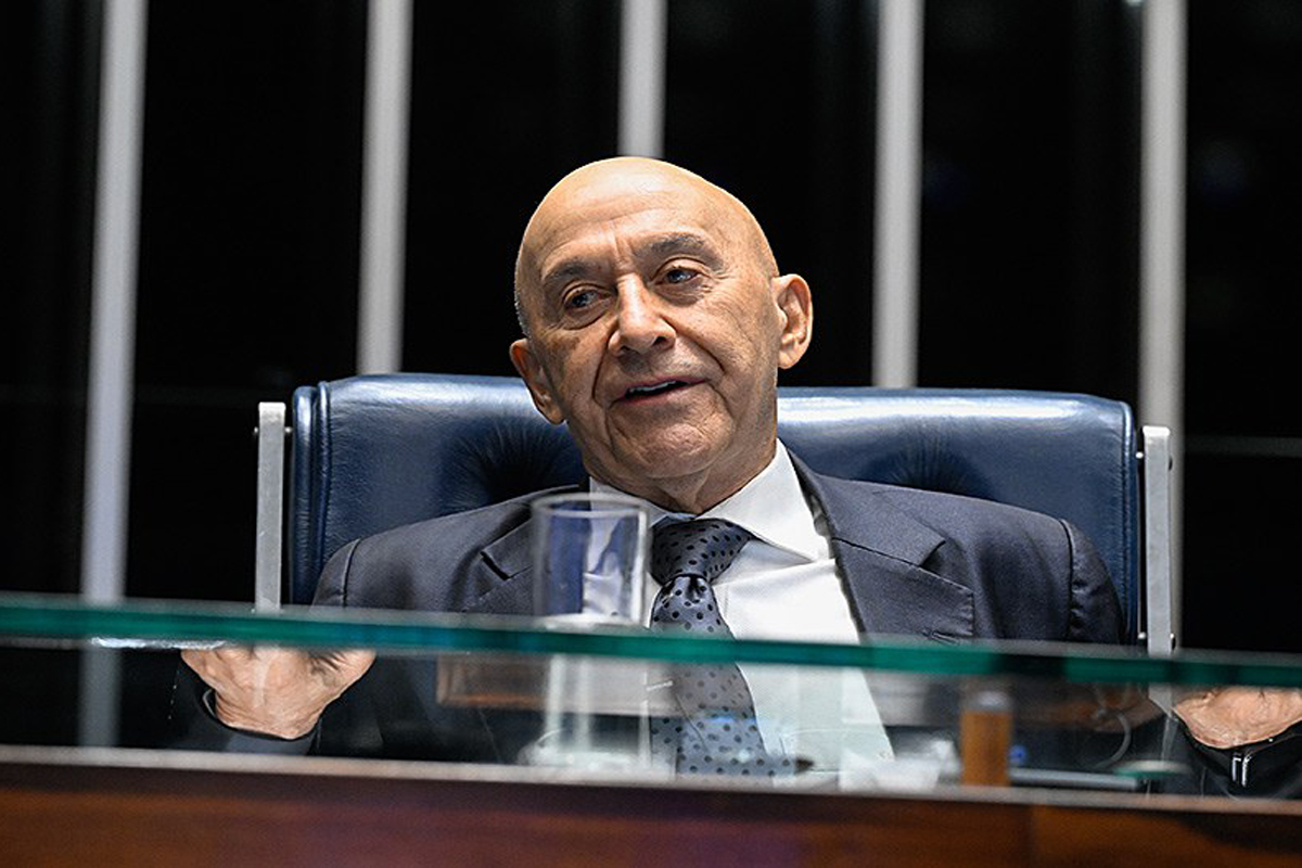 Votar fim da escala 6x1 agora não é casuísmo, afirma Senador Confúcio Moura