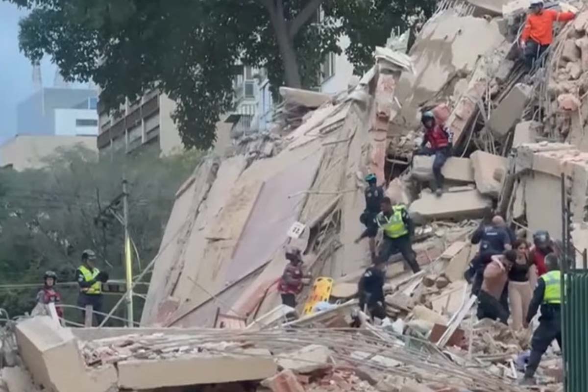 Brasil, EUA e Europa enviam equipes de resgate e ajuda humanitária à Venezuela após terremotos devastadores