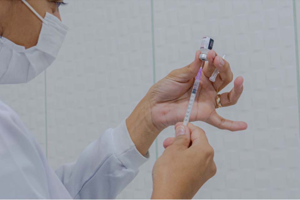 Jaru disponibiliza vacina contra o HPV para todas as pessoas com idade entre 9 e 19 anos