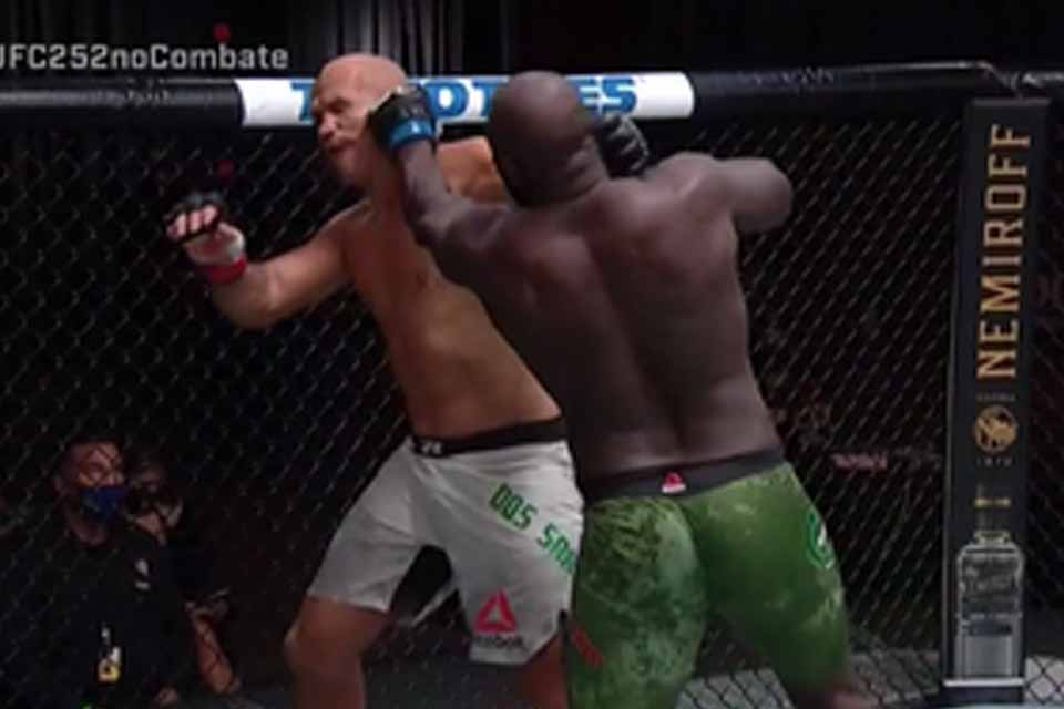 VÍDEO - Junior Cigano é nocauteado por Jairzinho Rozenstruik no UFC 252