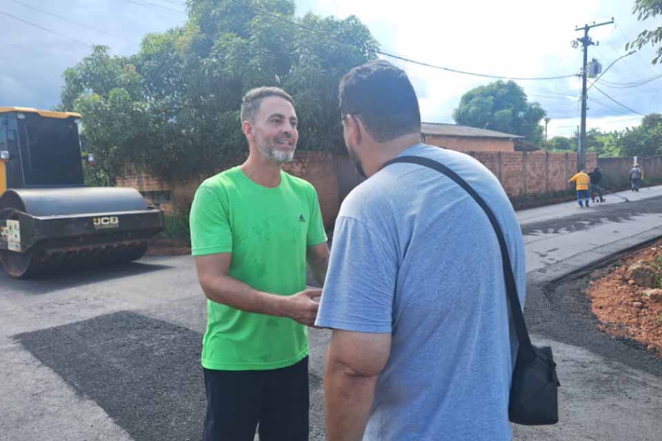 Prefeitura inicia pavimentação da rua Bom Jesus, na zona Sul de Porto Velho