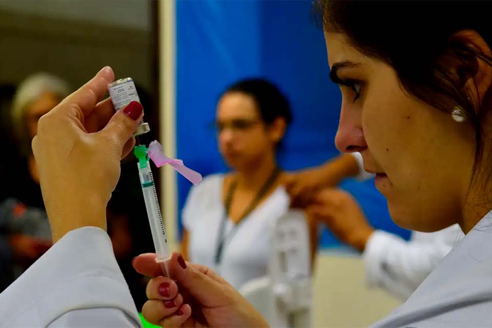 PISO DA ENFERMAGEM: publicada portaria com valores da assistência financeira de março