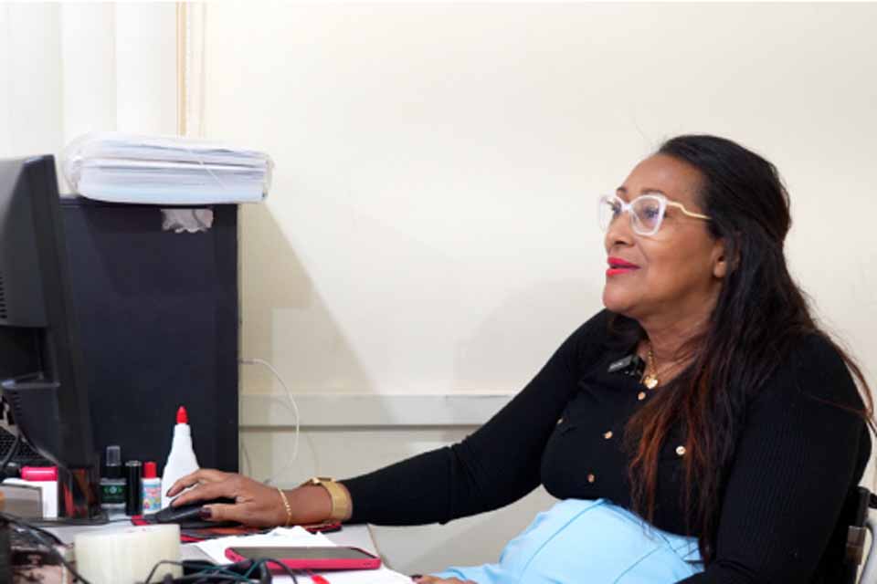 Mais que um cargo: Sônia Mendes é servidora pública há 35 anos; uma história de superação e amor ao serviço público municipal